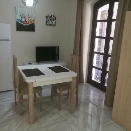 Apartamentos Edificio Vicente Málaga Eksteriør billede