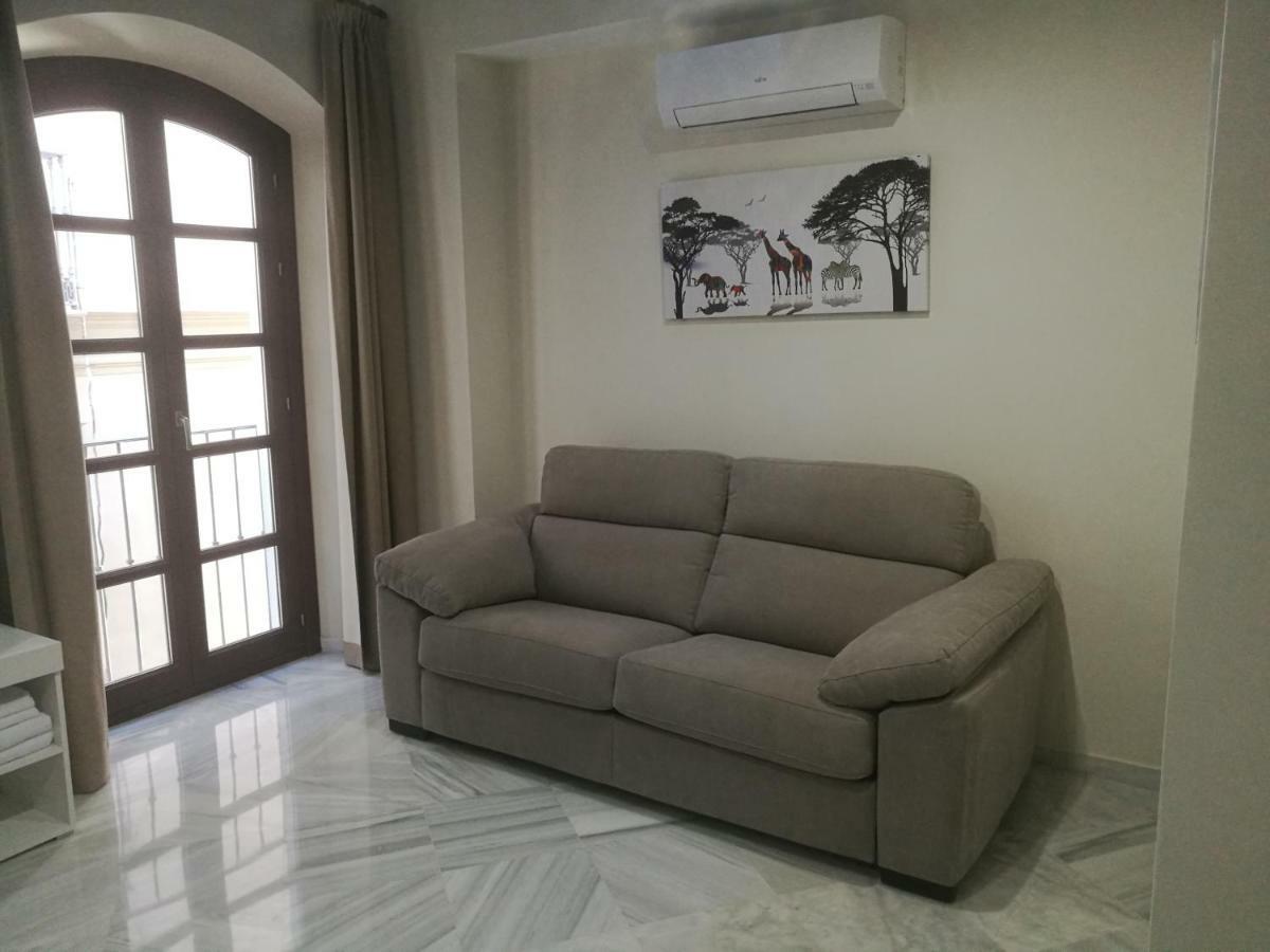 Apartamentos Edificio Vicente Málaga Eksteriør billede