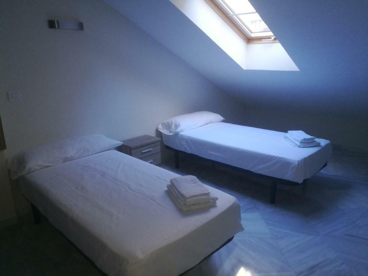 Apartamentos Edificio Vicente Málaga Eksteriør billede