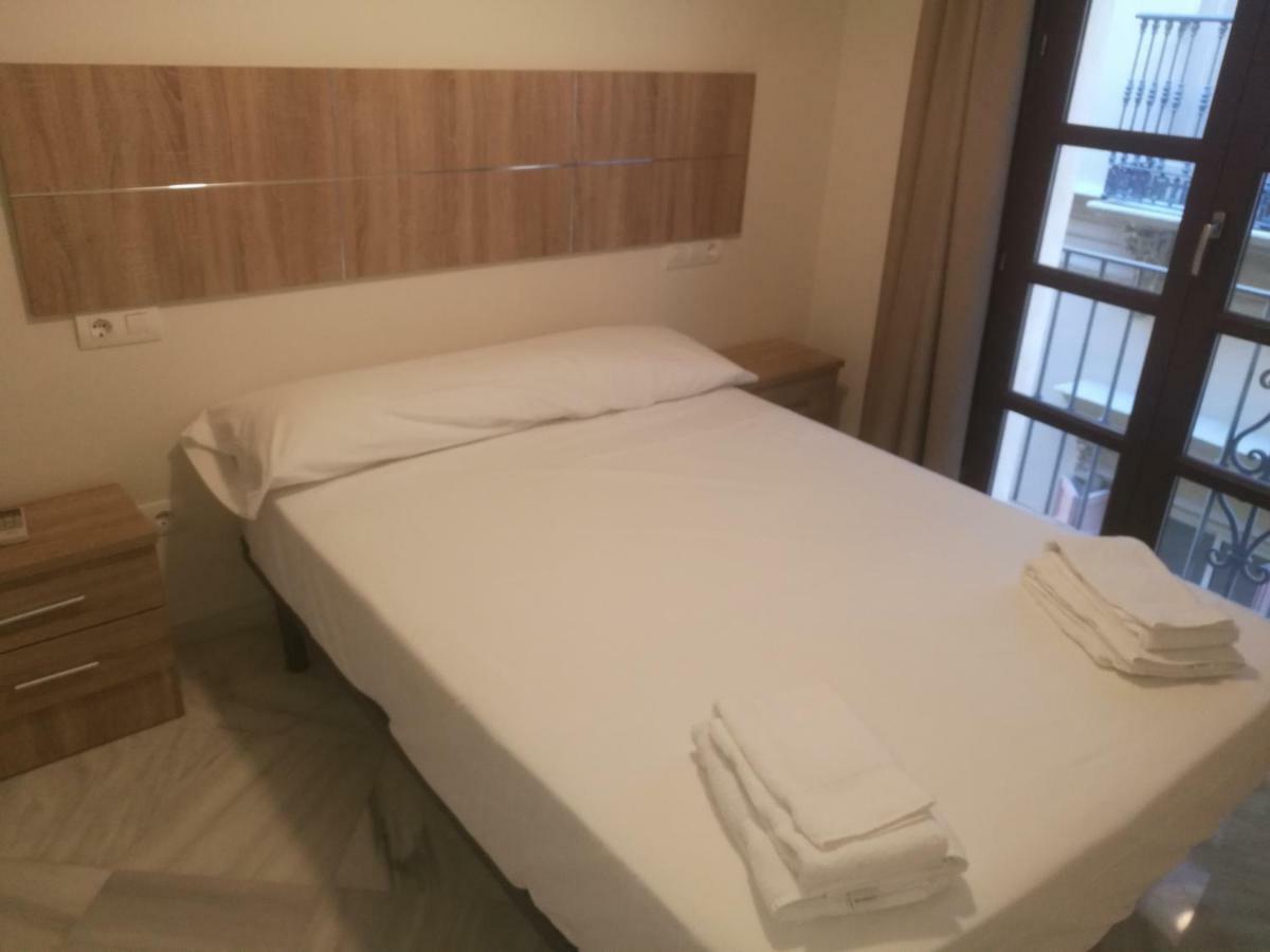 Apartamentos Edificio Vicente Málaga Eksteriør billede